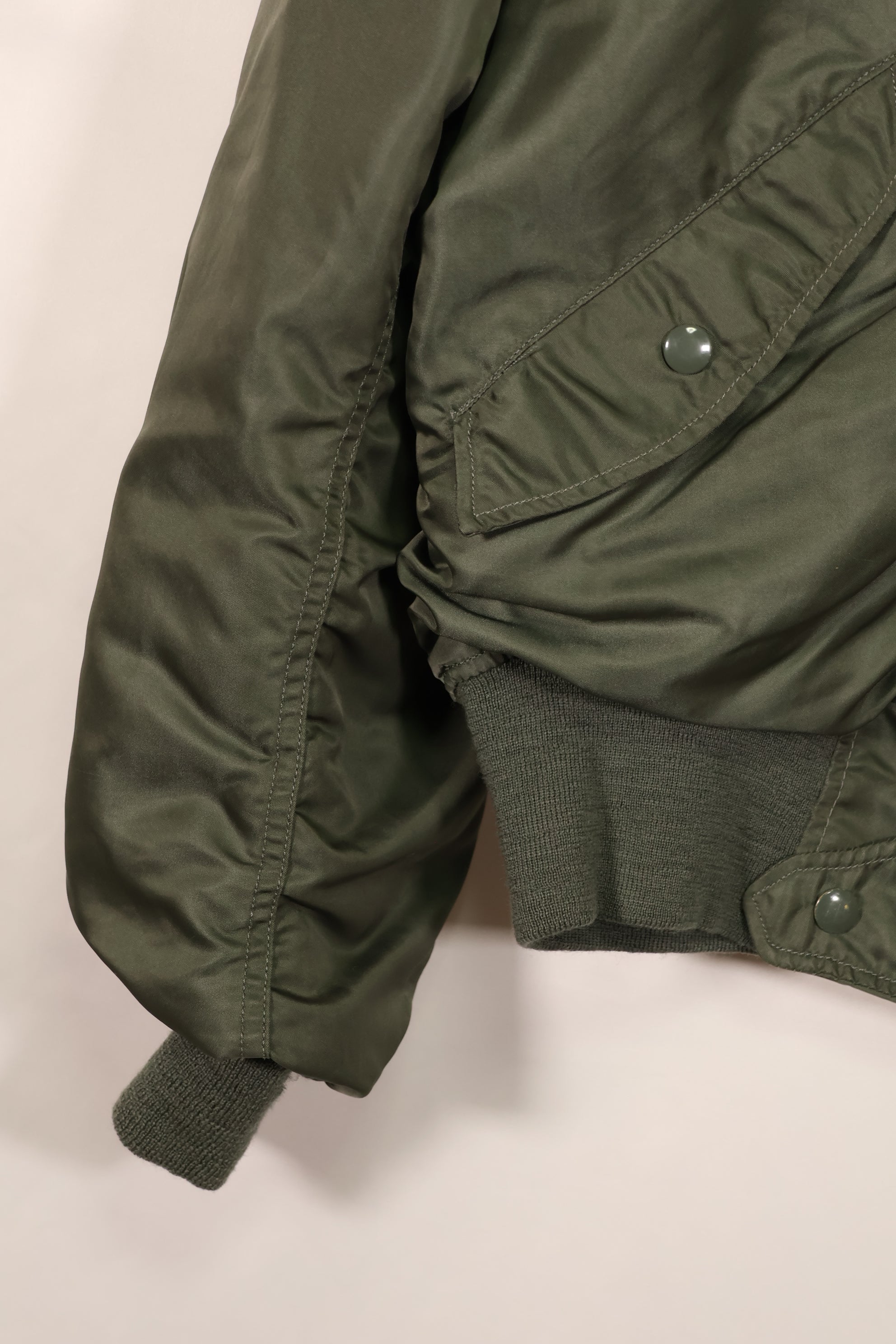 Real early 1960s USAF L2-B flight jacket, good condition, used