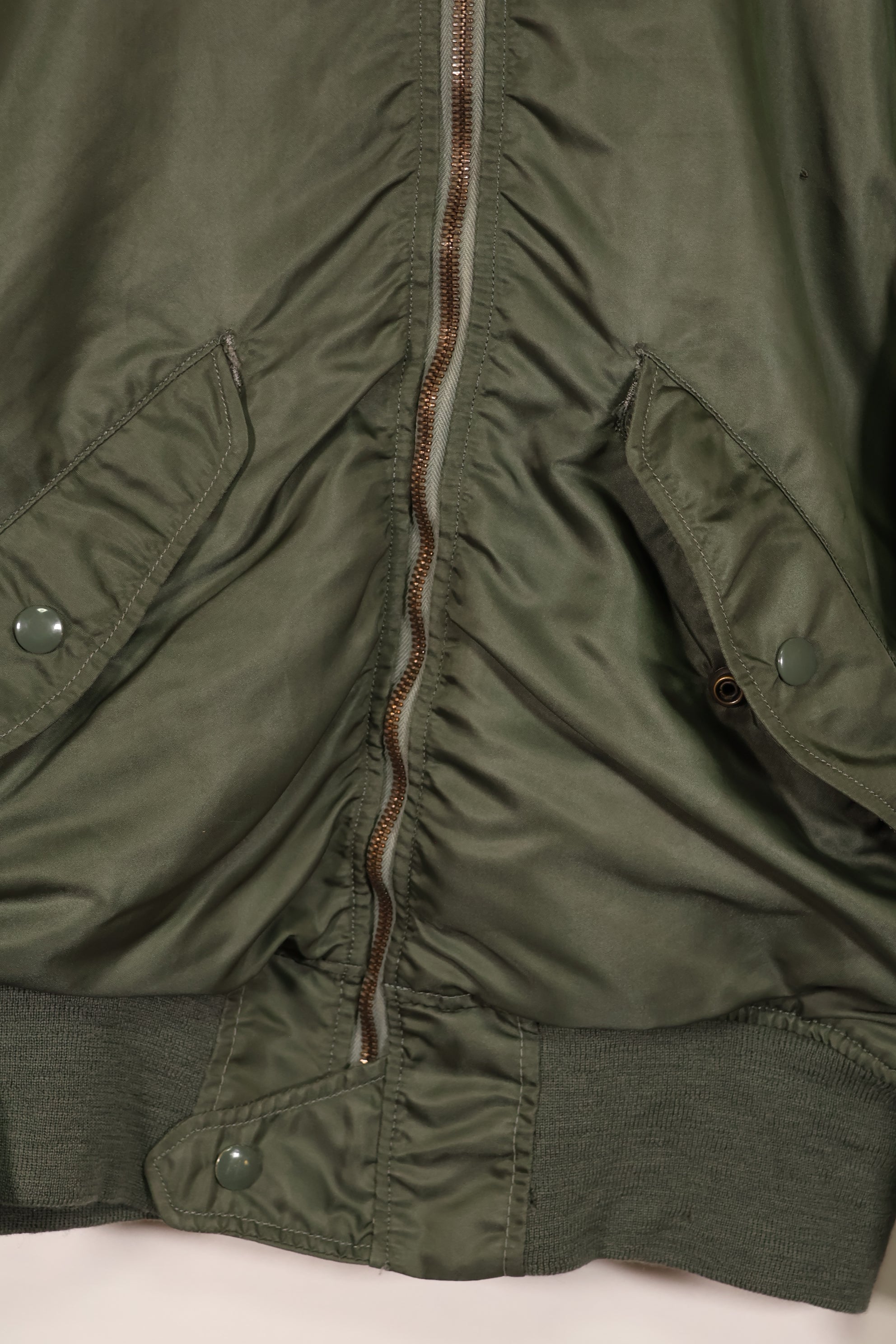 Real early 1960s USAF L2-B flight jacket, good condition, used