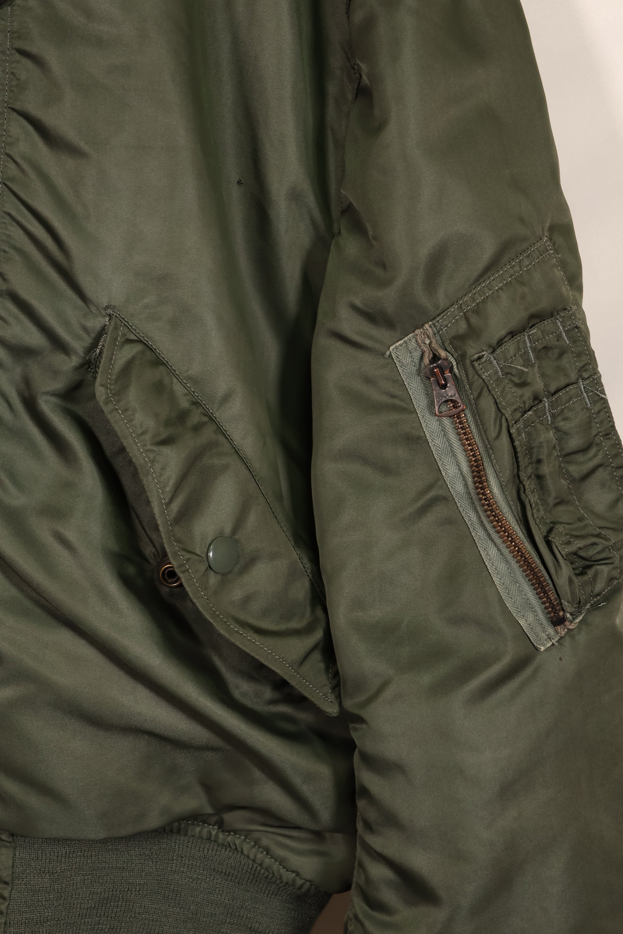 Real early 1960s USAF L2-B flight jacket, good condition, used