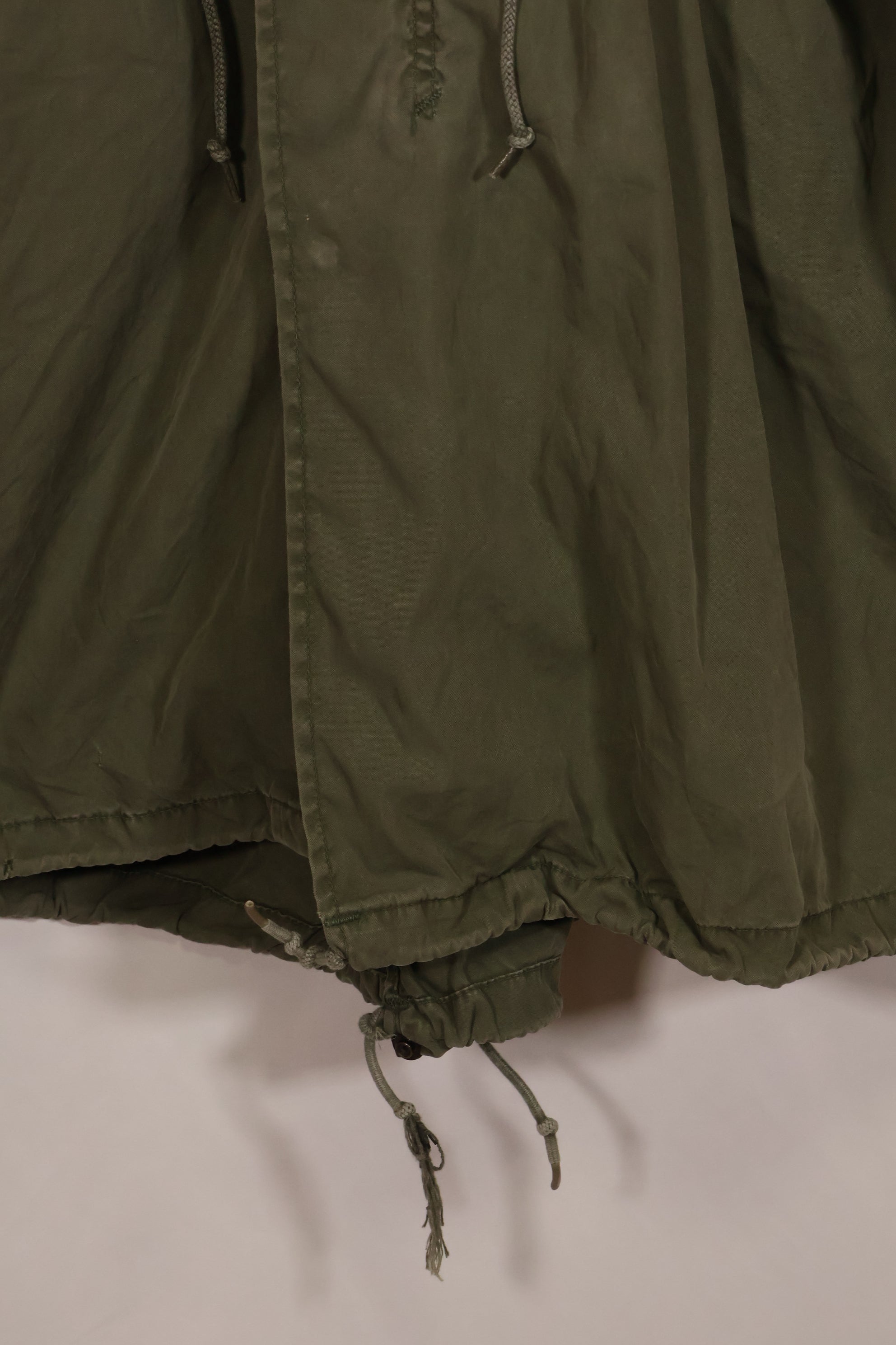 สัญญาปี 1978 M-R M65 เสื้อฮู้ดสนาม วัสดุเปลือกนอกเท่านั้น มือสอง สภาพ B