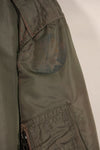 Real 1950s lot USAF L2-B flight jacket without size label, dirty and scratched, used.