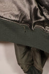 Real 1950s lot USAF L2-B flight jacket without size label, dirty and scratched, used.