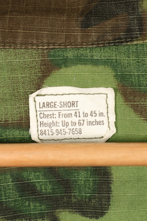 เสื้อแจ็คเก็ตพรางลาย ERDL Ripstop รุ่น Contract L-S Jungle Fatigue ปี 1969 – มือสอง