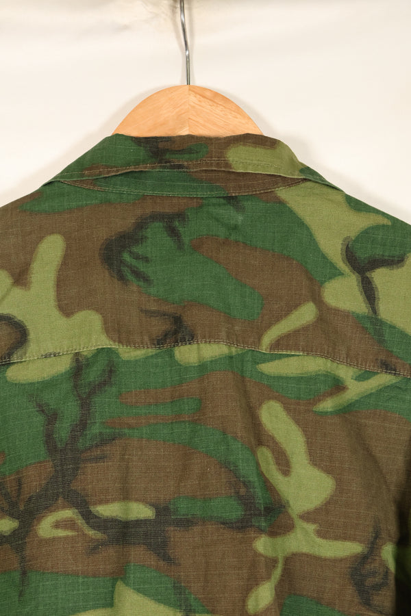 เสื้อแจ็คเก็ตพรางลาย ERDL Ripstop รุ่น Contract L-S Jungle Fatigue ปี 1969 – มือสอง
