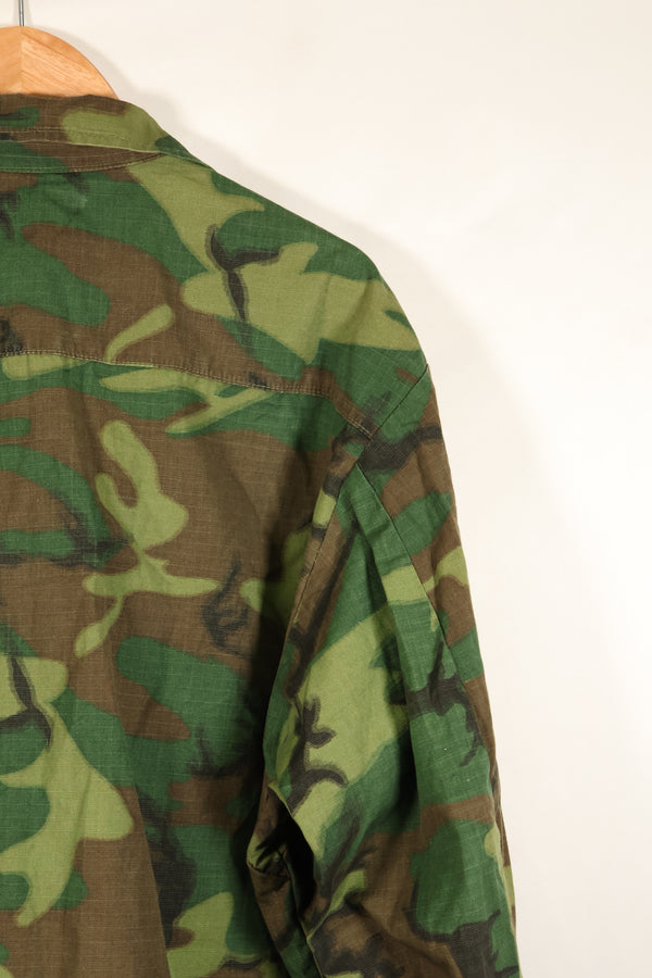 เสื้อแจ็คเก็ตพรางลาย ERDL Ripstop รุ่น Contract L-S Jungle Fatigue ปี 1969 – มือสอง