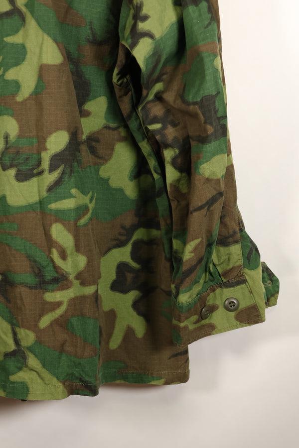 เสื้อแจ็คเก็ตพรางลาย ERDL Ripstop รุ่น Contract L-S Jungle Fatigue ปี 1969 – มือสอง