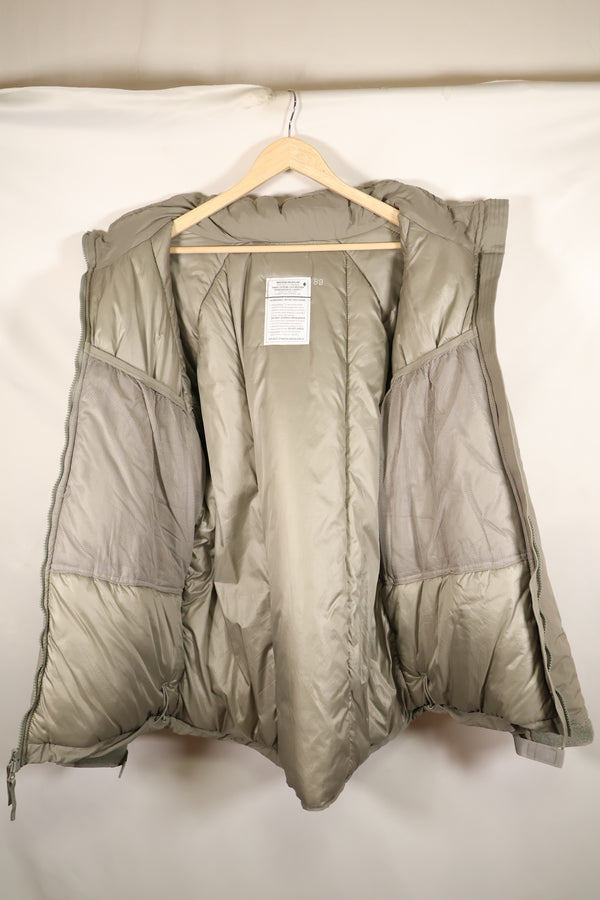 2019年契約　M-R　アメリカ軍　ECWCS　極寒冷地用　GENERATION III　LEVEL 7　中古品