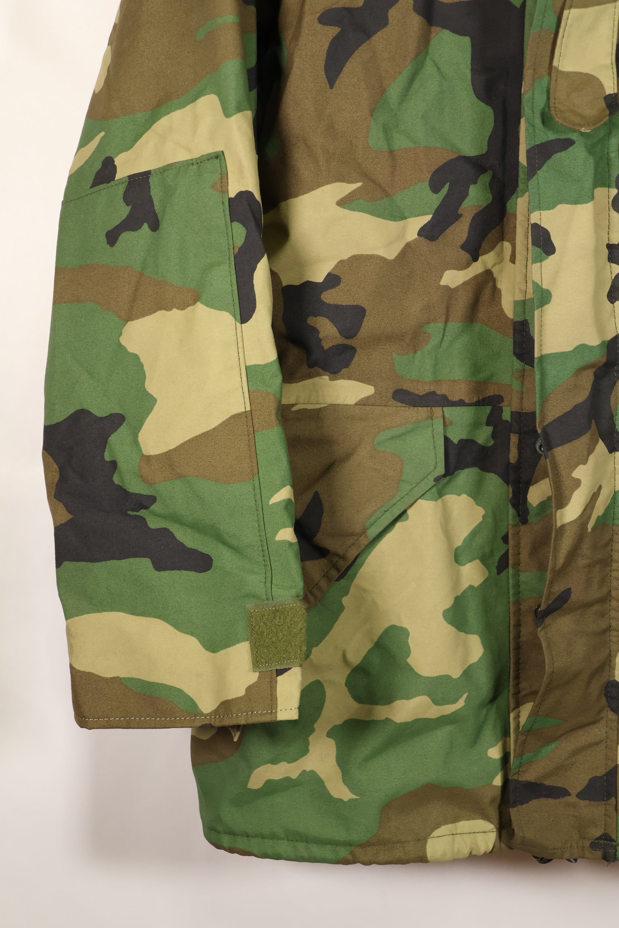 สัญญาปี 1998, M-R, กองทัพสหรัฐฯ, ECWCS Gen 1, เสื้อโค้ท Gore-Tex, มือสอง