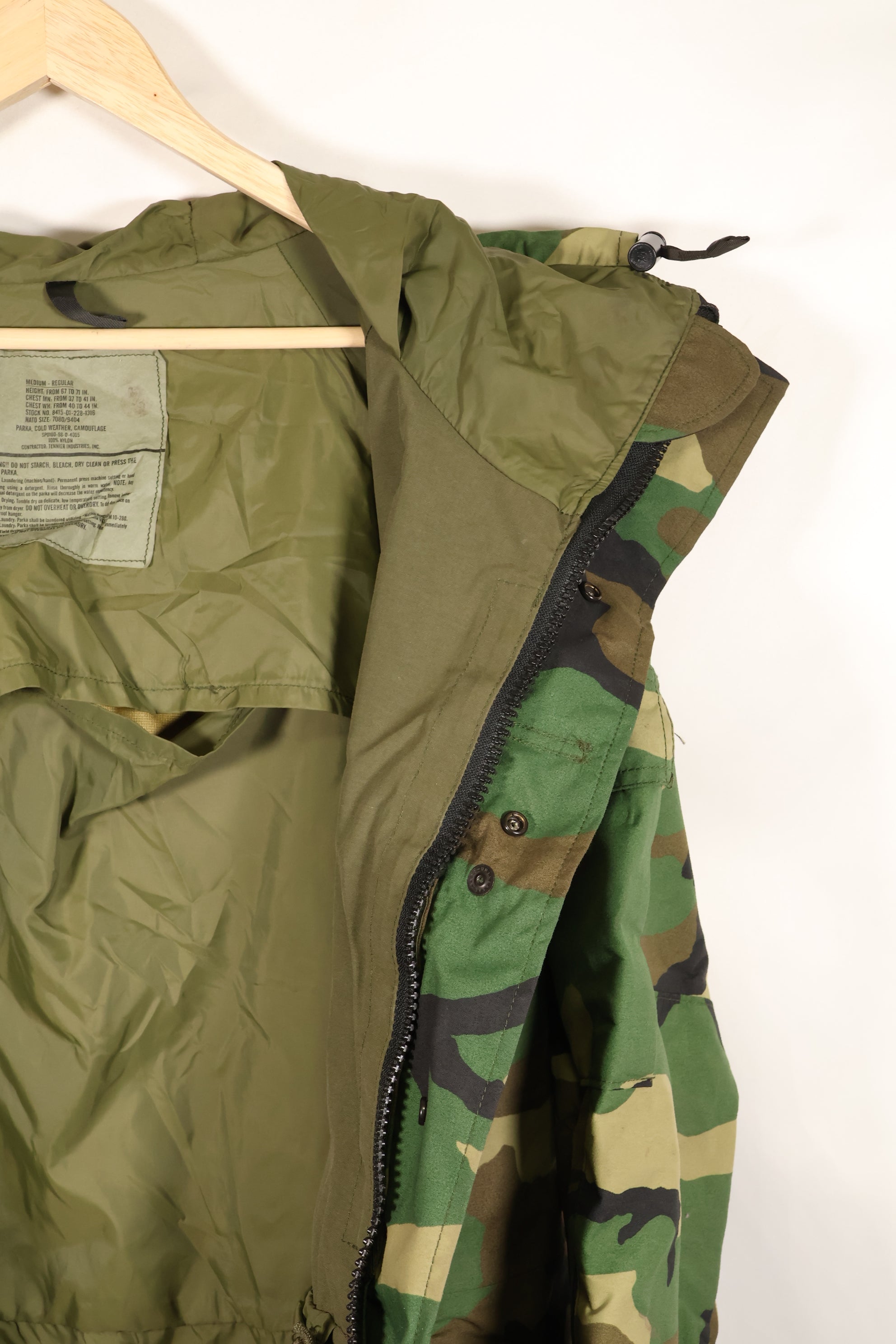 สัญญาปี 1998, M-R, กองทัพสหรัฐฯ, ECWCS Gen 1, เสื้อโค้ท Gore-Tex, มือสอง