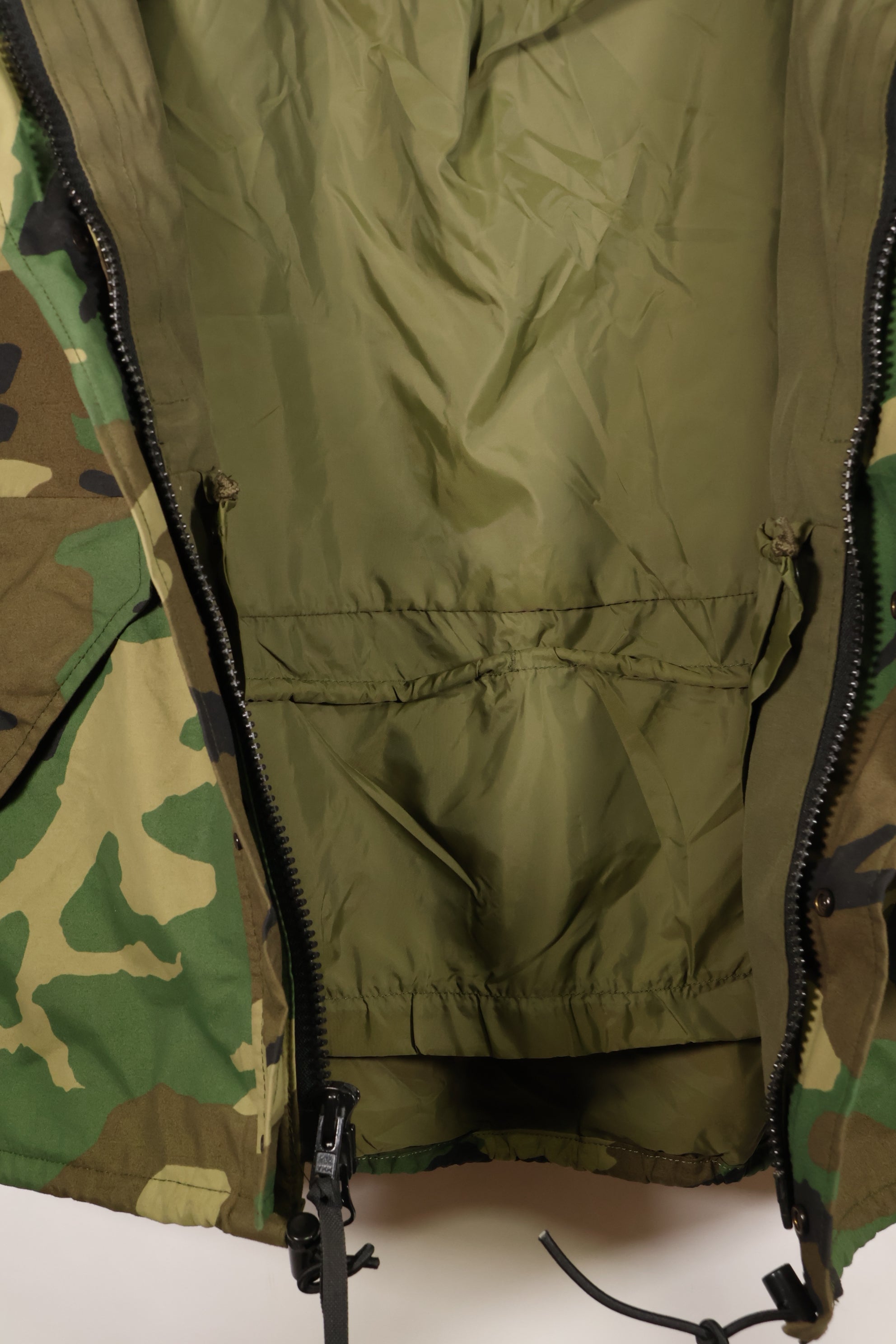 สัญญาปี 1998, M-R, กองทัพสหรัฐฯ, ECWCS Gen 1, เสื้อโค้ท Gore-Tex, มือสอง