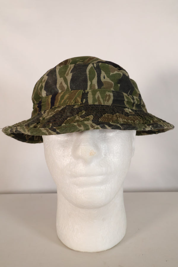 หมวก Boonie ลาย CIDG ที่ผลิตในท้องถิ่นในช่วงปลายทศวรรษ 1960