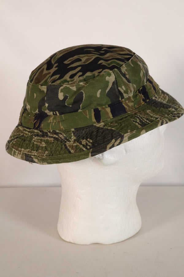 หมวก Boonie ลาย CIDG ที่ผลิตในท้องถิ่นในช่วงปลายทศวรรษ 1960