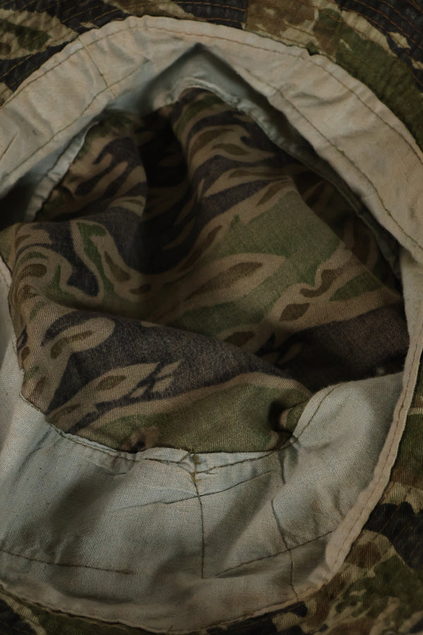 หมวก Boonie ลาย CIDG ที่ผลิตในท้องถิ่นในช่วงปลายทศวรรษ 1960