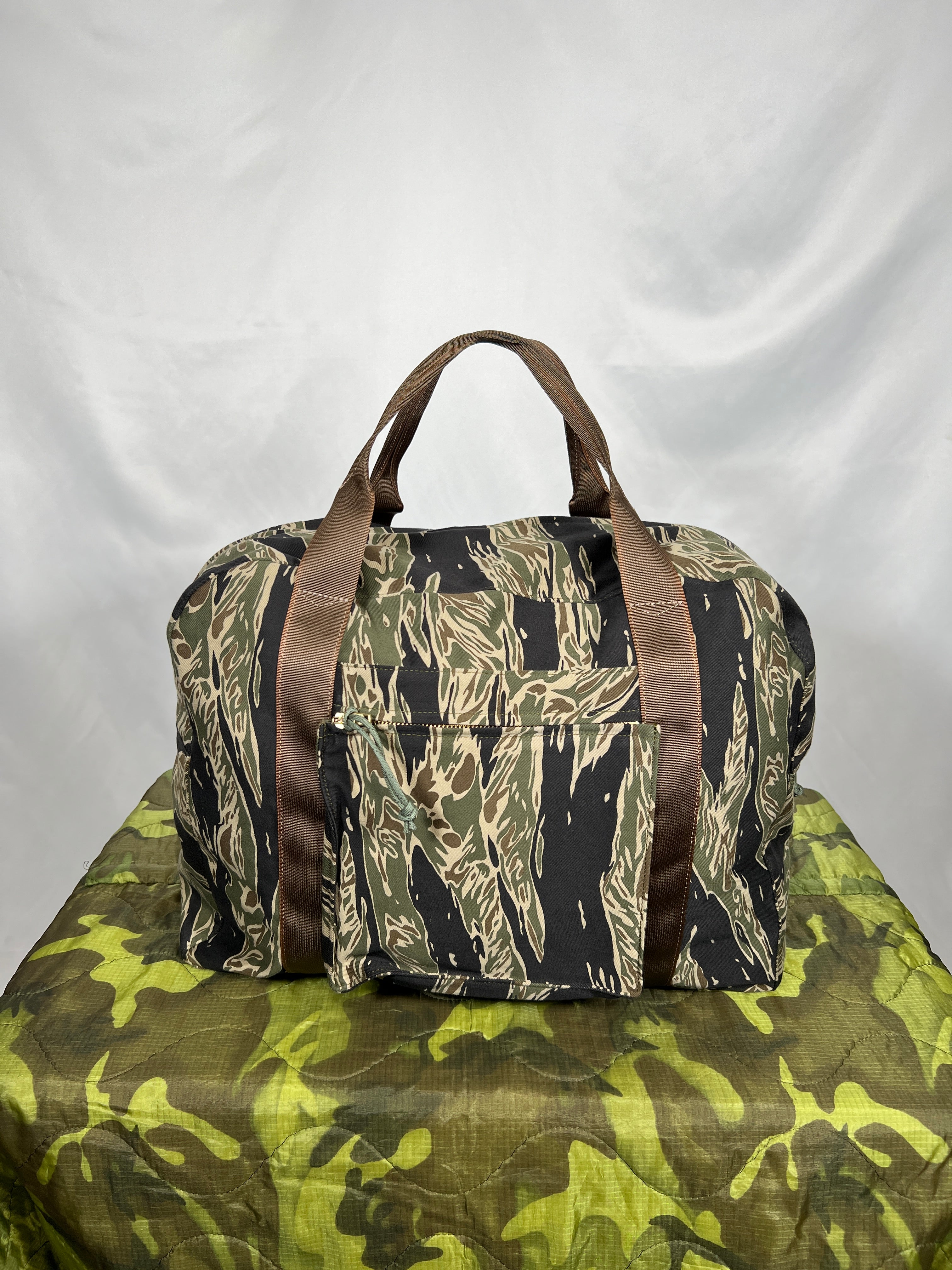  [Delivery in early March 2024] MILITARIA 1911 Silver Tiger Stripe Locally Made Bag MADE IN JAPAN