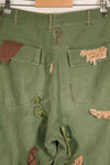 กางเกงยูทิลิตี้ MEDIUM OG-107 รุ่นต้นปี 1960, ประเภท I Baker Trousers, ลายพราง, ปรับเปลี่ยนสำหรับการใช้งานซุ่มยิง