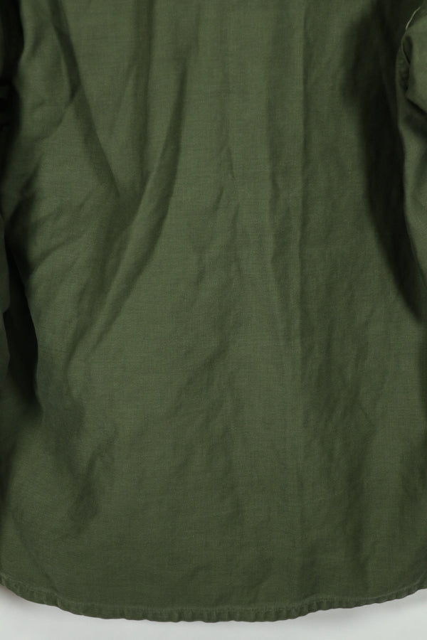 เสื้อเชิ้ตยูทิลิตี้ OG-107 แท้ ล็อตแรก มือสอง แพทช์ได้รับการซ่อมแซมแล้ว