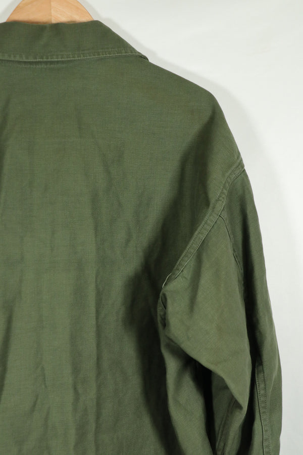 เสื้อเชิ้ตยูทิลิตี้ OG-107 แท้ ล็อตแรก มือสอง แพทช์ได้รับการซ่อมแซมแล้ว