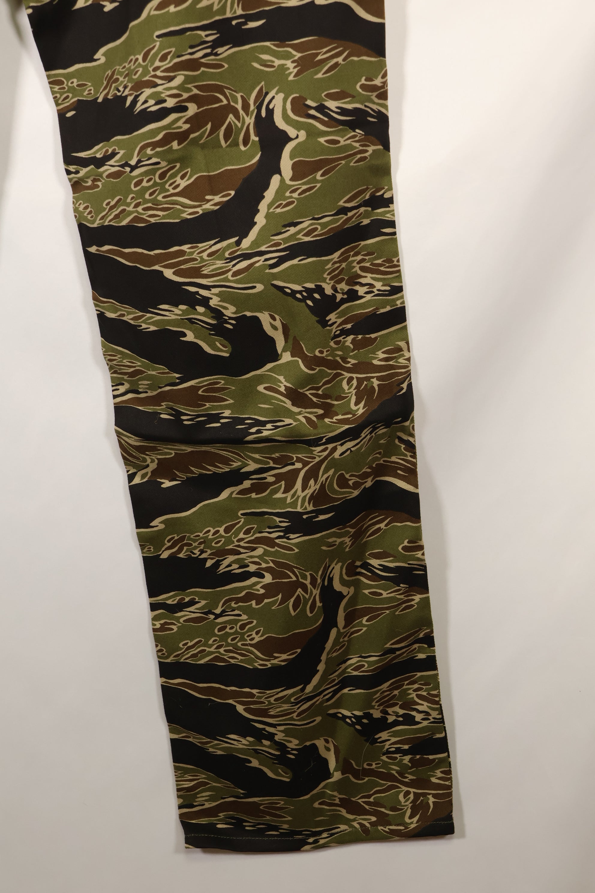 2024年発売　US-XXL　MILITARIA 1911 初期ゴールドタイガー　USカット　パンツ　見本品　中古品