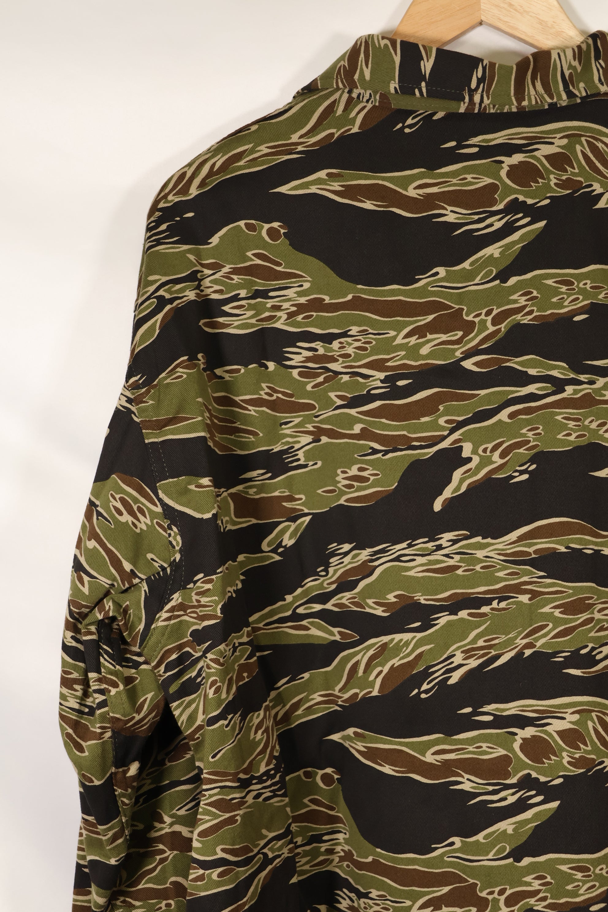 2024年発売　US-XXL　MILITARIA 1911 初期ゴールドタイガー　USカット　シャツ　見本品　中古品