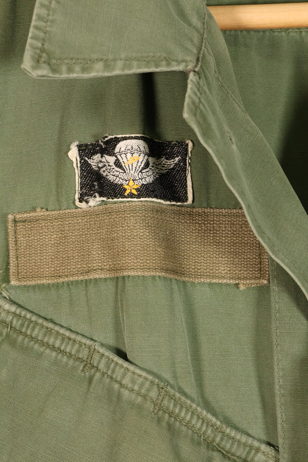 สัญญาประมาณปี 1966–67: เสื้อแจ็คเก็ตพรางลายพรางป่า รุ่นที่ 3 ของ S-R, หมวกเบเรต์สีเขียว, มือสอง
