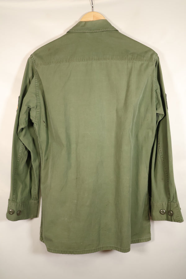 สัญญาประมาณปี 1966–67: เสื้อแจ็คเก็ตพรางลายพรางป่า รุ่นที่ 3 ของ S-R, หมวกเบเรต์สีเขียว, มือสอง