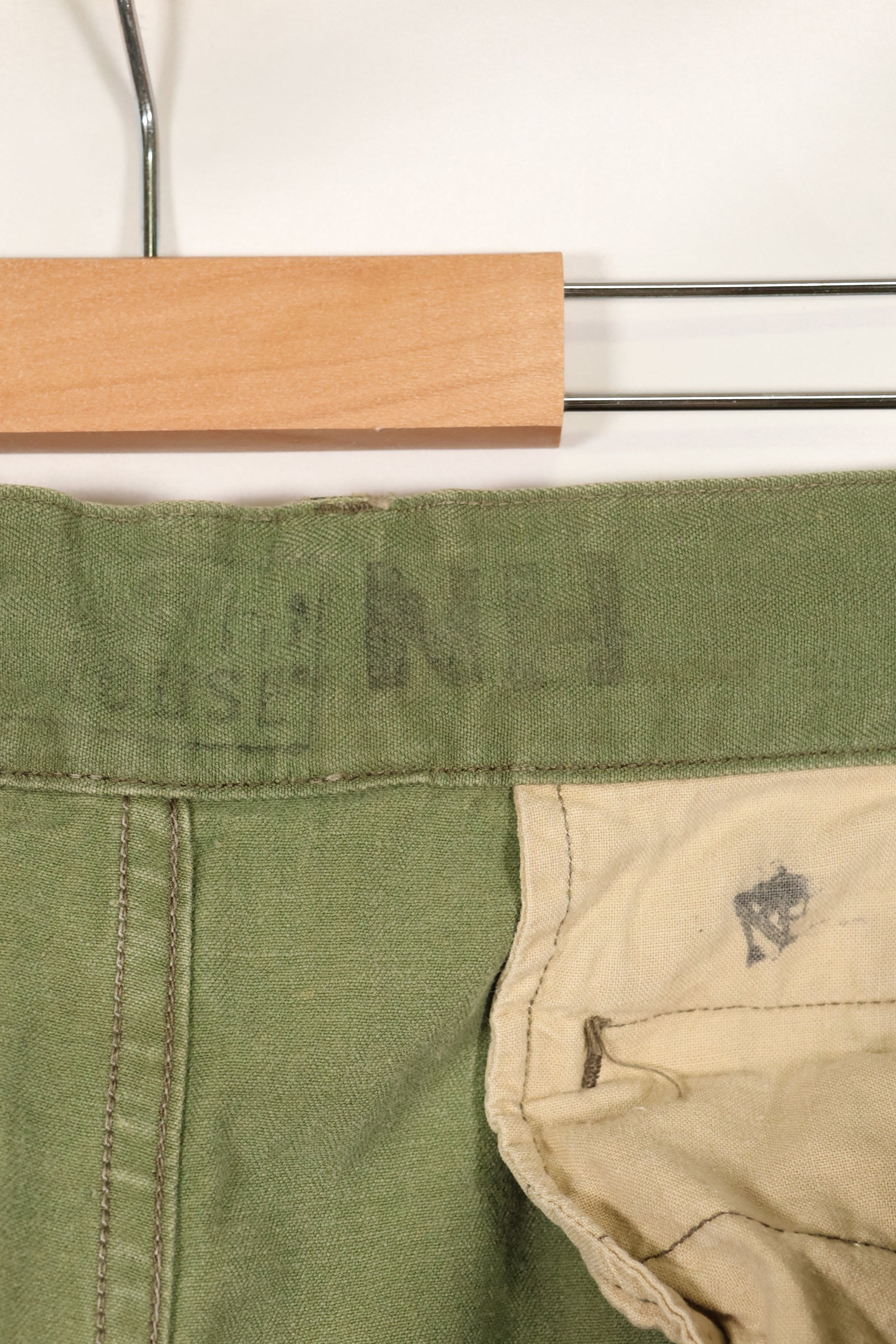 1960s กองทัพฝรั่งเศส กางเกงลายพรางริซาร์ด TAP 47/56 แพทเทิร์น มือสอง D