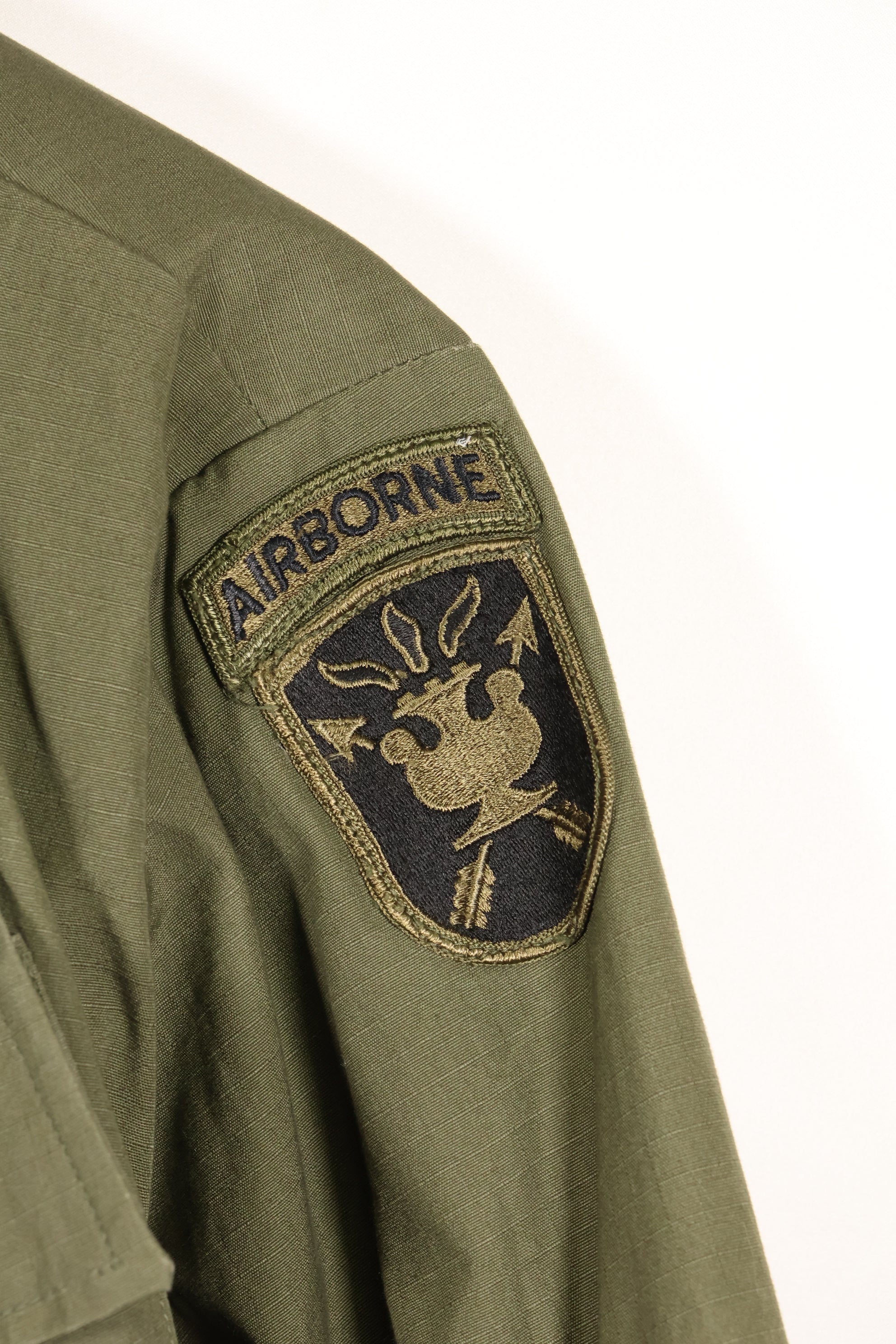 1968 S-R รุ่นที่ 4 เสื้อแจ็คเก็ต Jungle Fatigue JFK Center แทบไม่เคยใช้