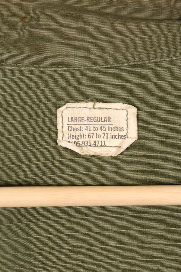 สัญญาปี 1969 L-R รุ่นที่ 4 เสื้อแจ็คเก็ตแบบพรางป่าสำหรับทหารผ่านศึก สภาพมือสอง