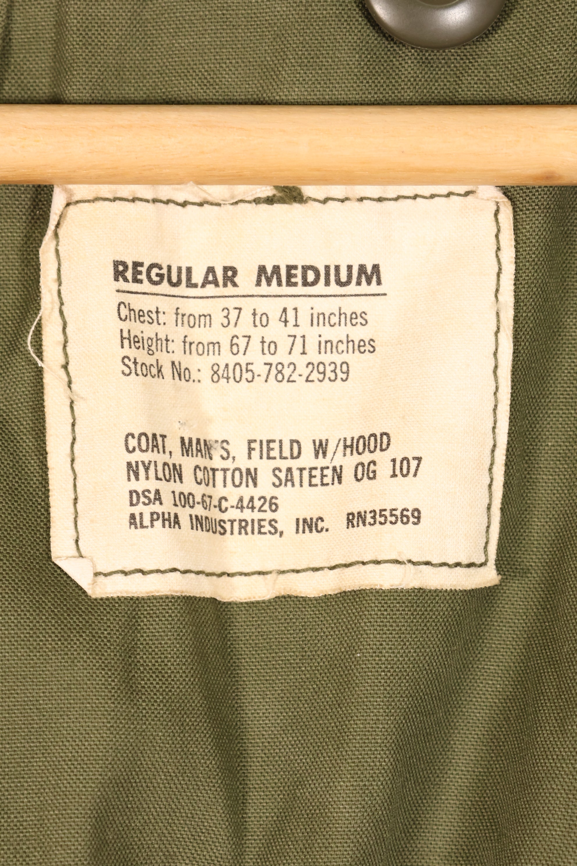 สัญญาปี 1967, M-R, กองทัพสหรัฐฯ, แจ็กเก็ตสนาม M65 รุ่นที่ 2, ซิปอลูมิเนียม, มีซับใน, มือสอง