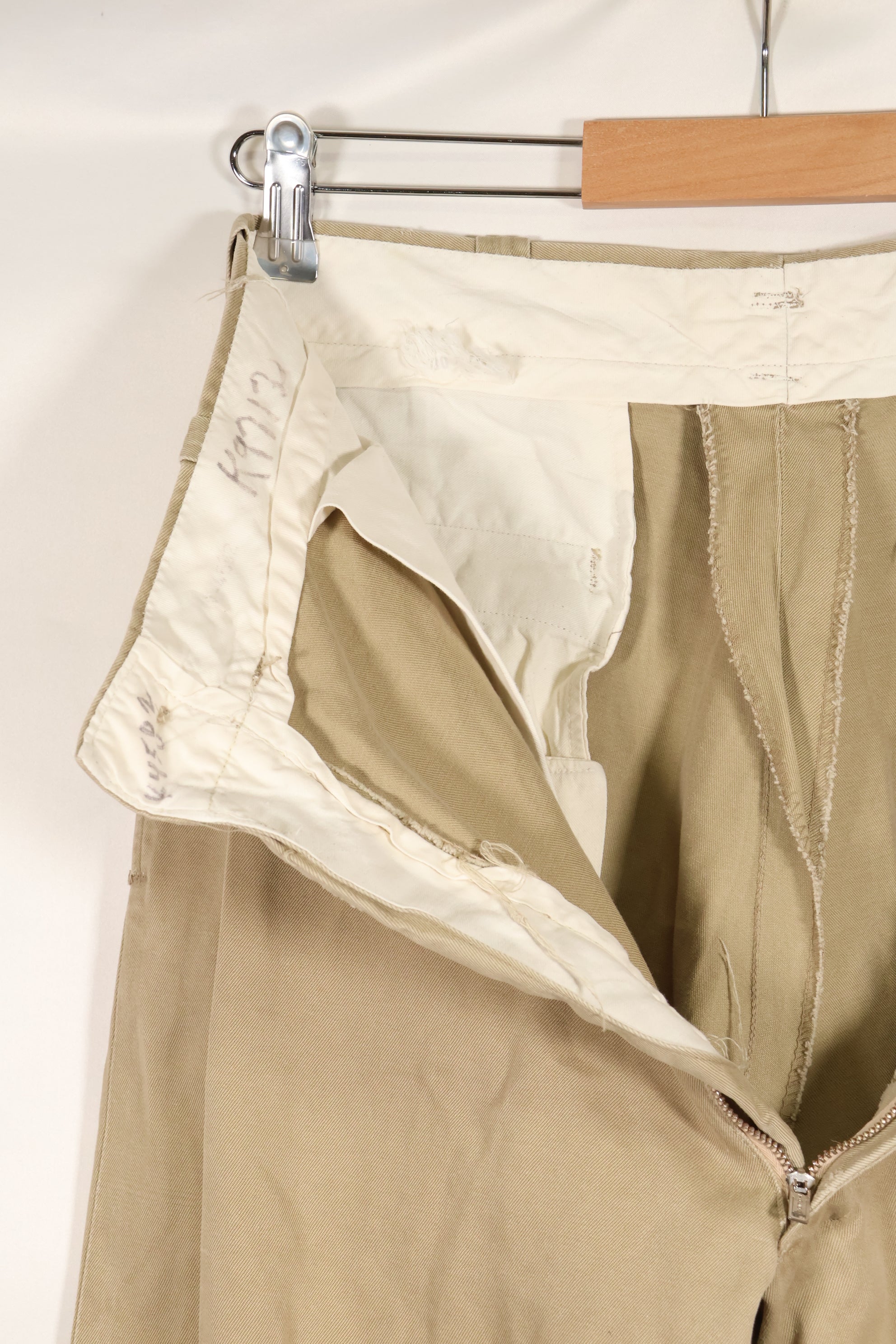 ทศวรรษ 1960 30X31 กองทัพสหรัฐฯ กางเกงชิโนสีเขียวทหารมือสอง A