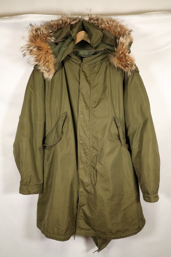 Early 1950s M51 Field Parka with fishtail wool pile liner, used.