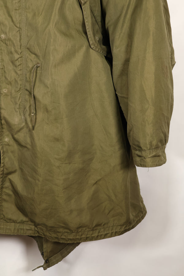 Early 1950s M51 Field Parka with fishtail wool pile liner, used.