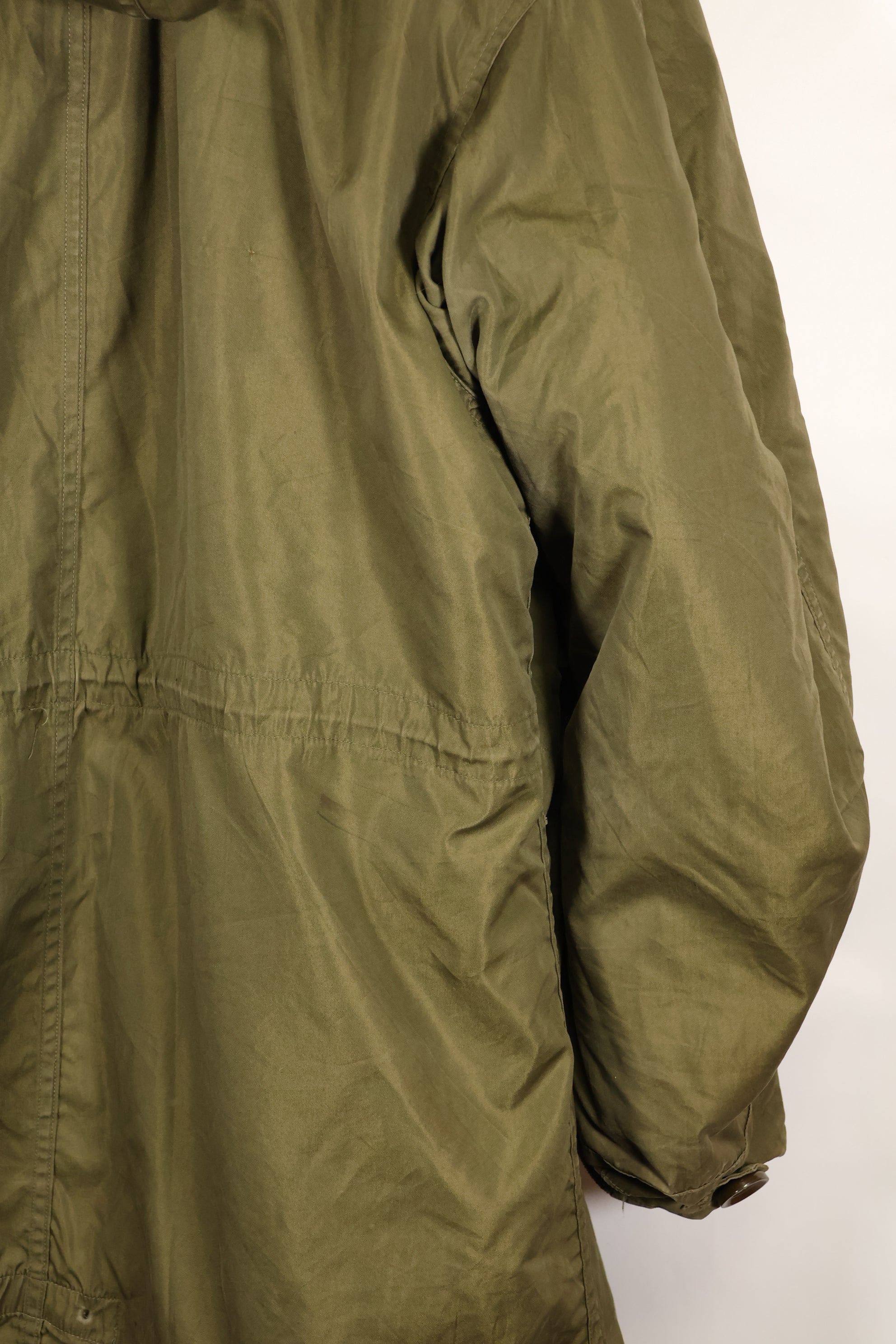Early 1950s M51 Field Parka with fishtail wool pile liner, used.