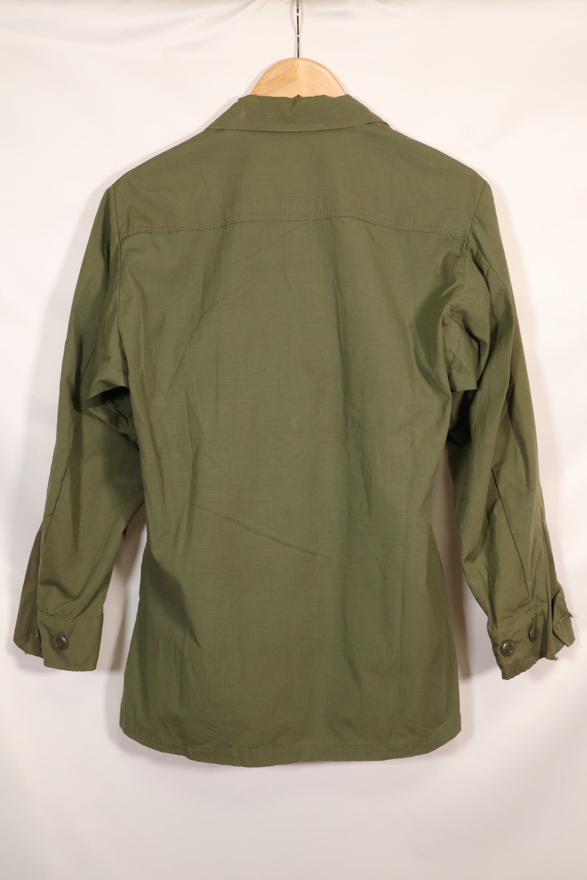 เสื้อแจ็คเก็ต Jungle Fatigue มือสอง รุ่น 4th Model ฤดูใบไม้ผลิ/ฤดูร้อน ปี 1968