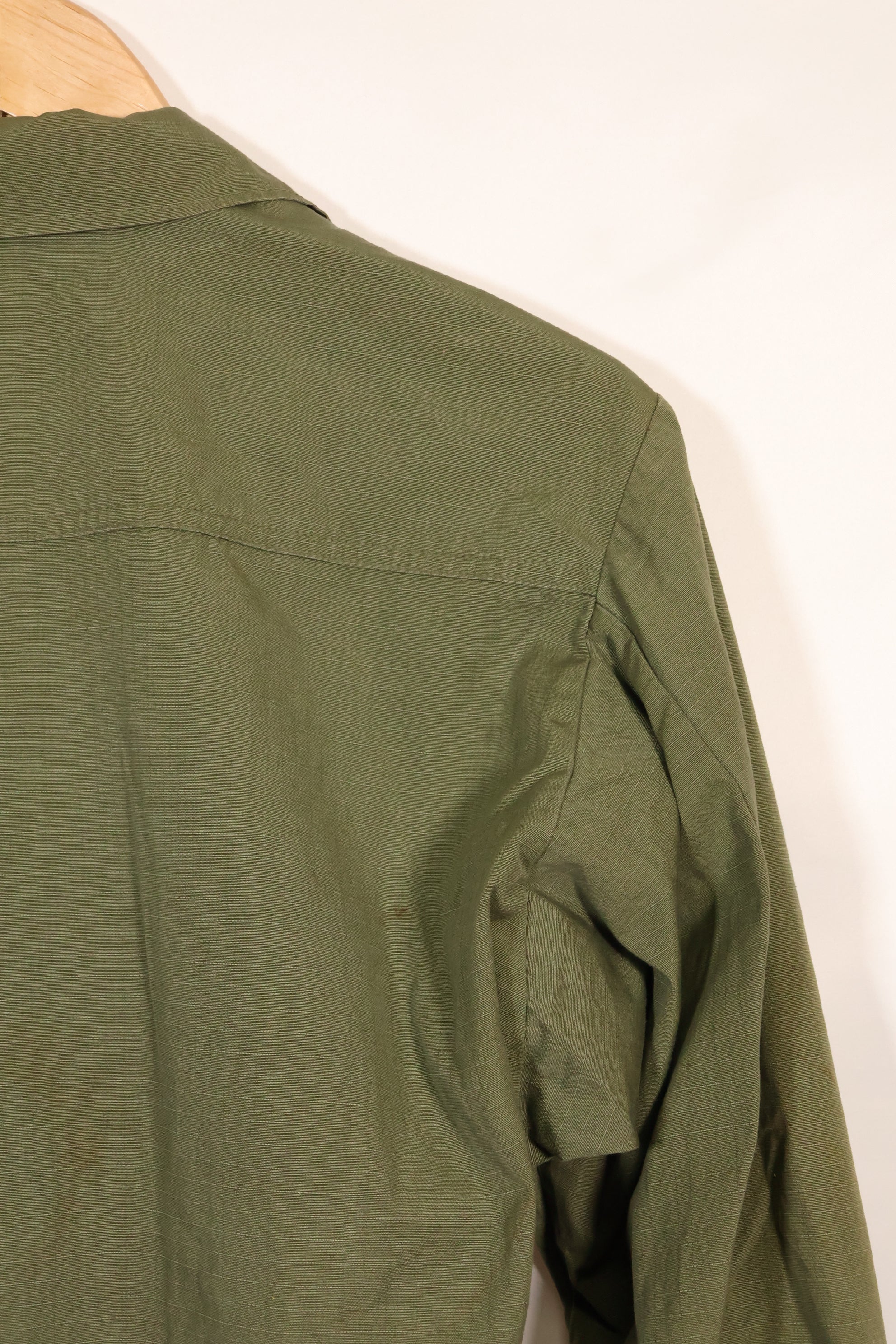 เสื้อแจ็คเก็ต Jungle Fatigue มือสอง รุ่น 4th Model ฤดูใบไม้ผลิ/ฤดูร้อน ปี 1968