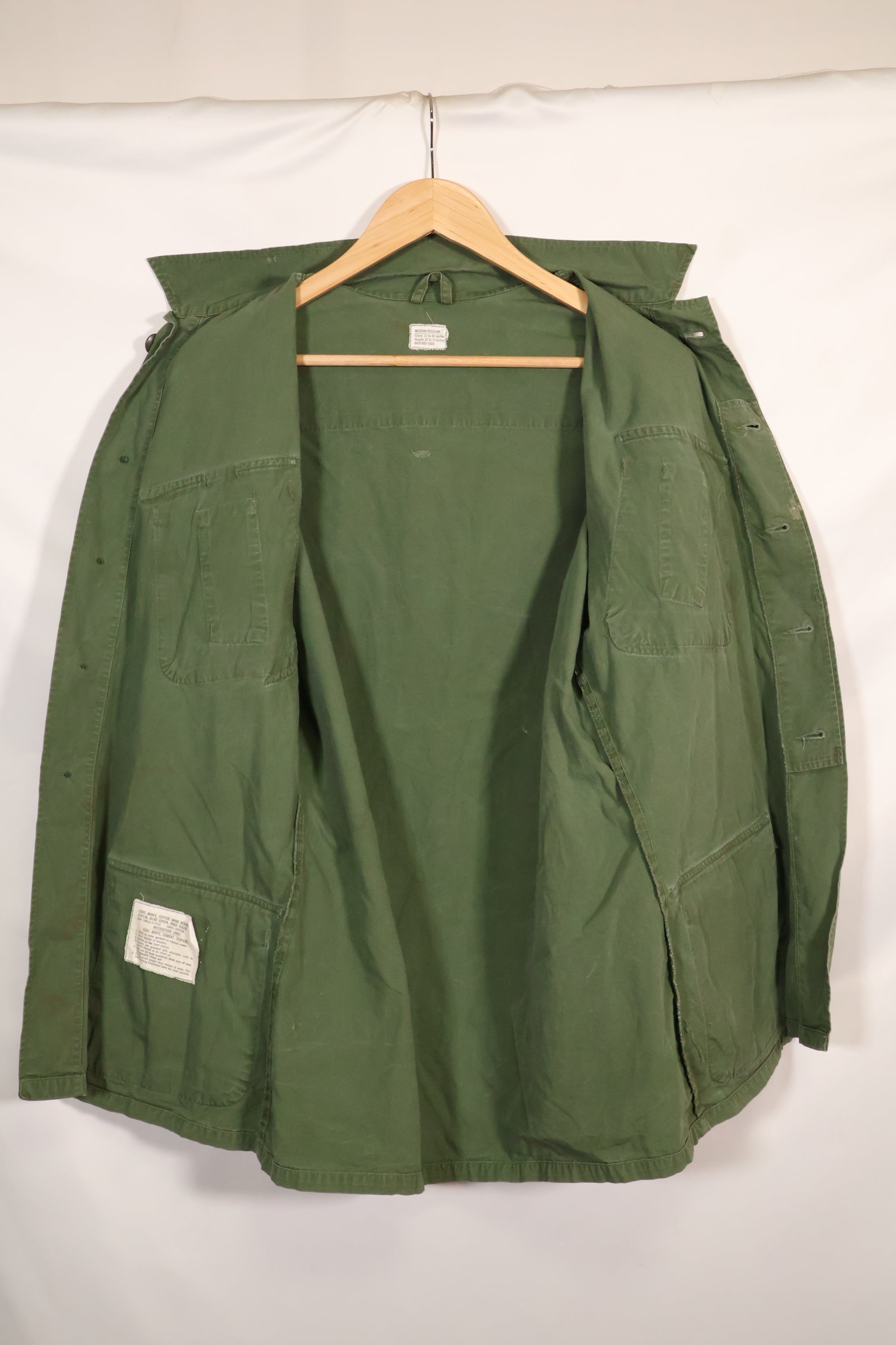 เสื้อแจ็คเก็ต Jungle Fatigue รุ่น MR 3rd Model ปี 1967 สภาพดี มือสอง