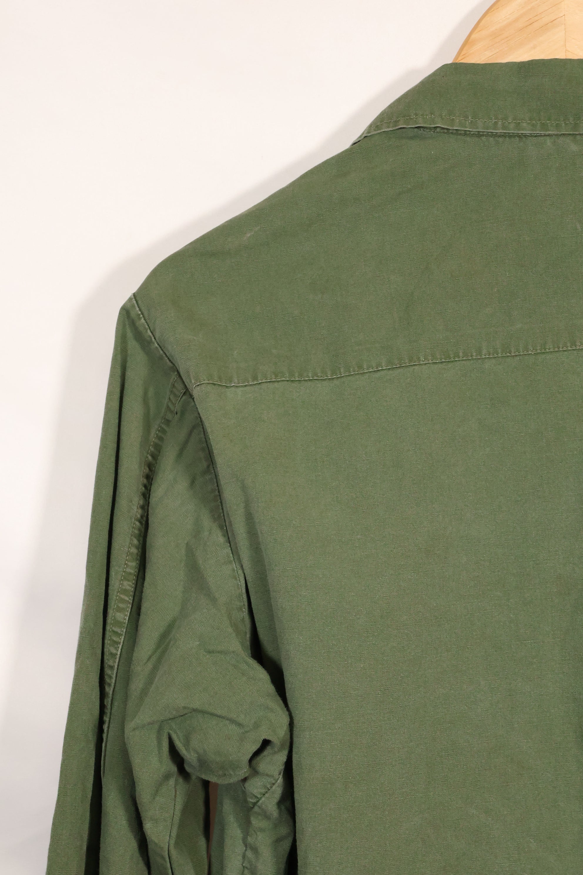 เสื้อแจ็คเก็ต Jungle Fatigue รุ่น MR 3rd Model ปี 1967 สภาพดี มือสอง