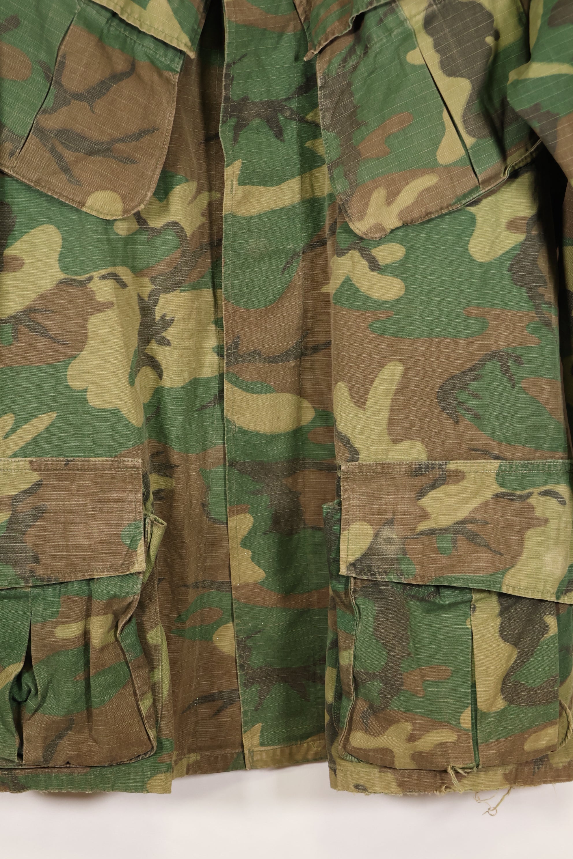 1968 Contract L-R Ripstop ERDL Camouflage Jungle Fatigue Jacket in good used condition