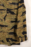 Late 1960s US-M Gold Tiger Tiger Stripe US-cut shirt, in good condition
