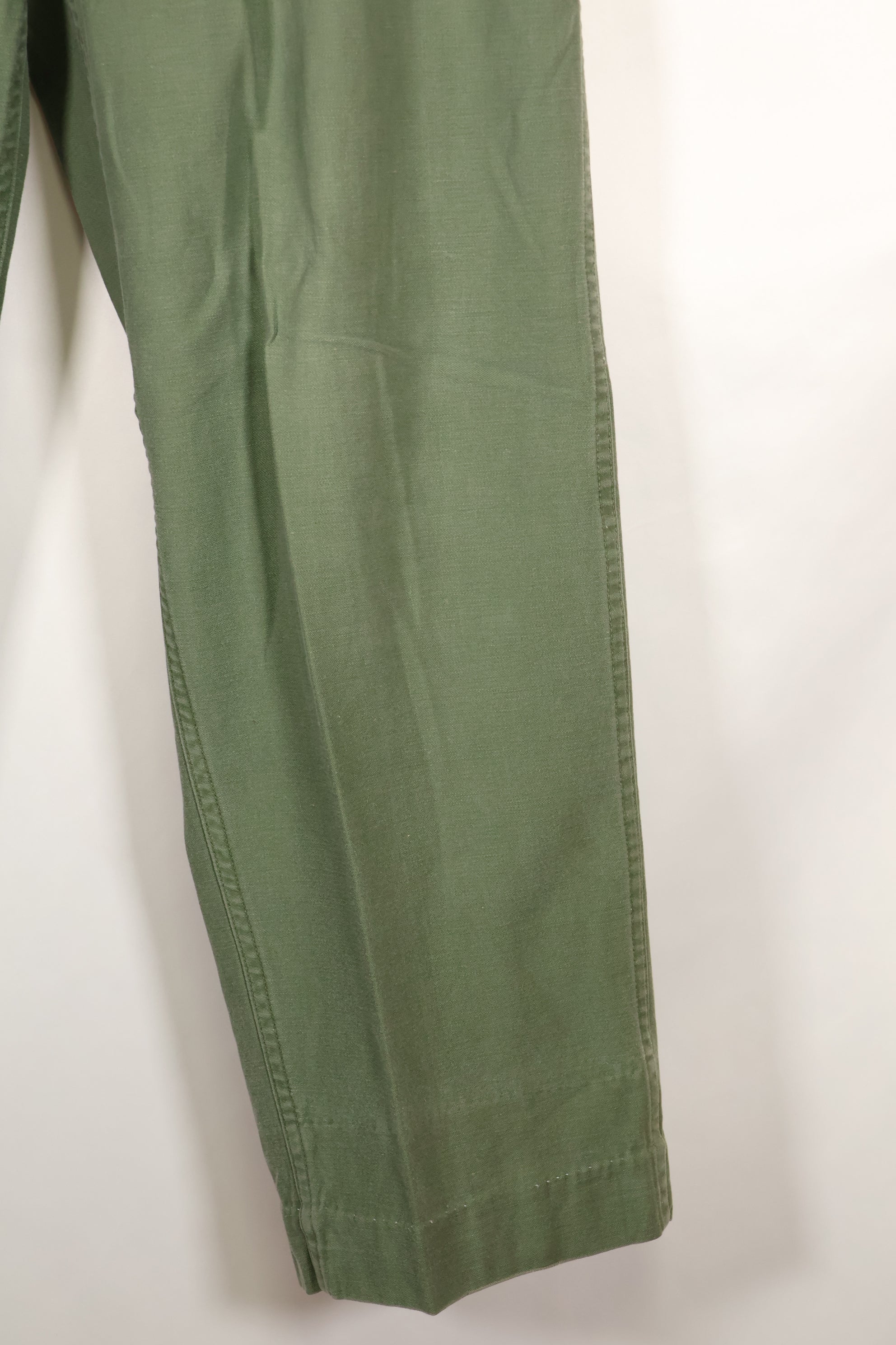1960's lot, estimated 34 degrees USMC P-56 utility pants, used.