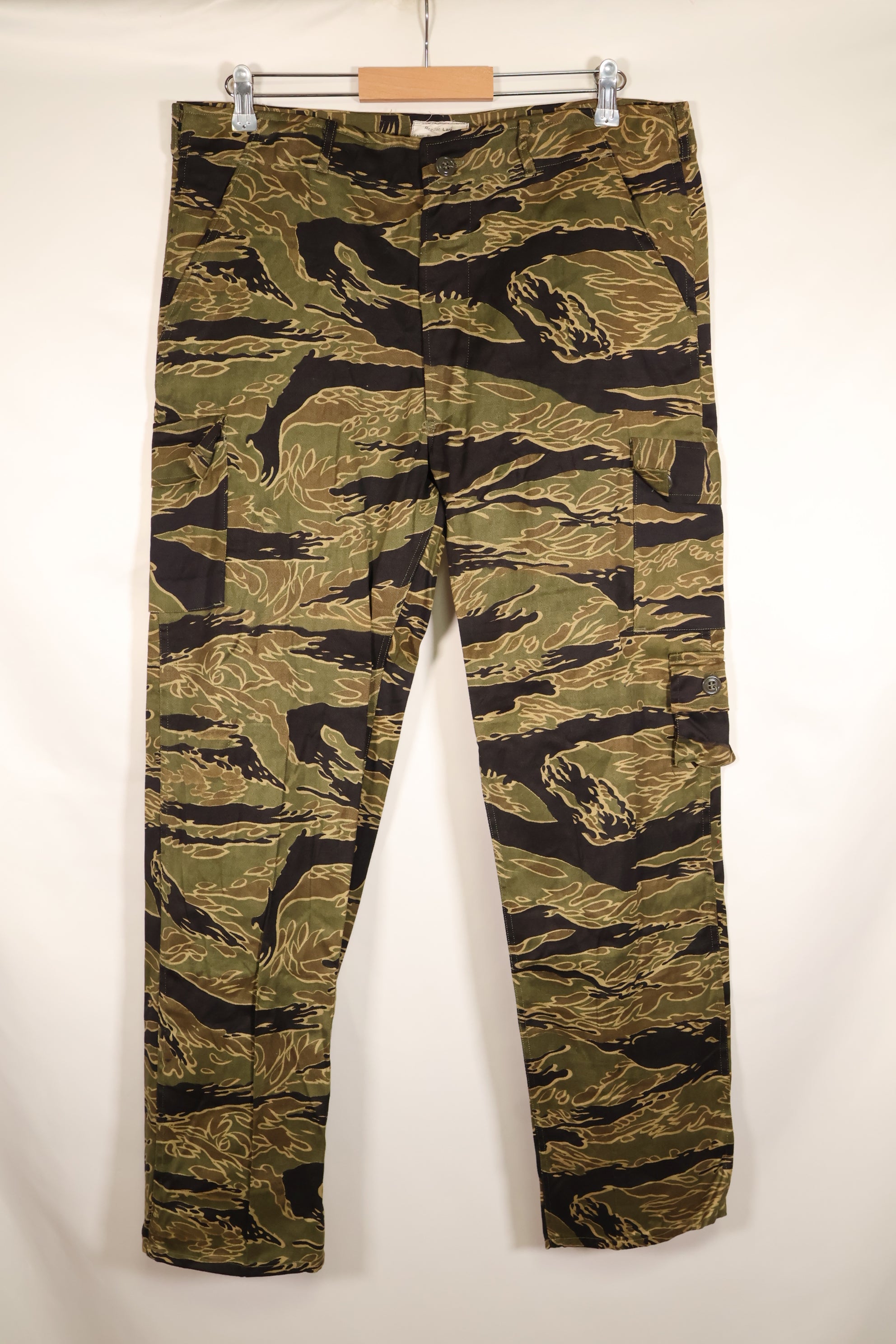ปลายทศวรรษ 1960, US-L, ของเก่าเก็บ, Gold Tiger, กางเกงทรงอเมริกัน, ไม่สวมใส่