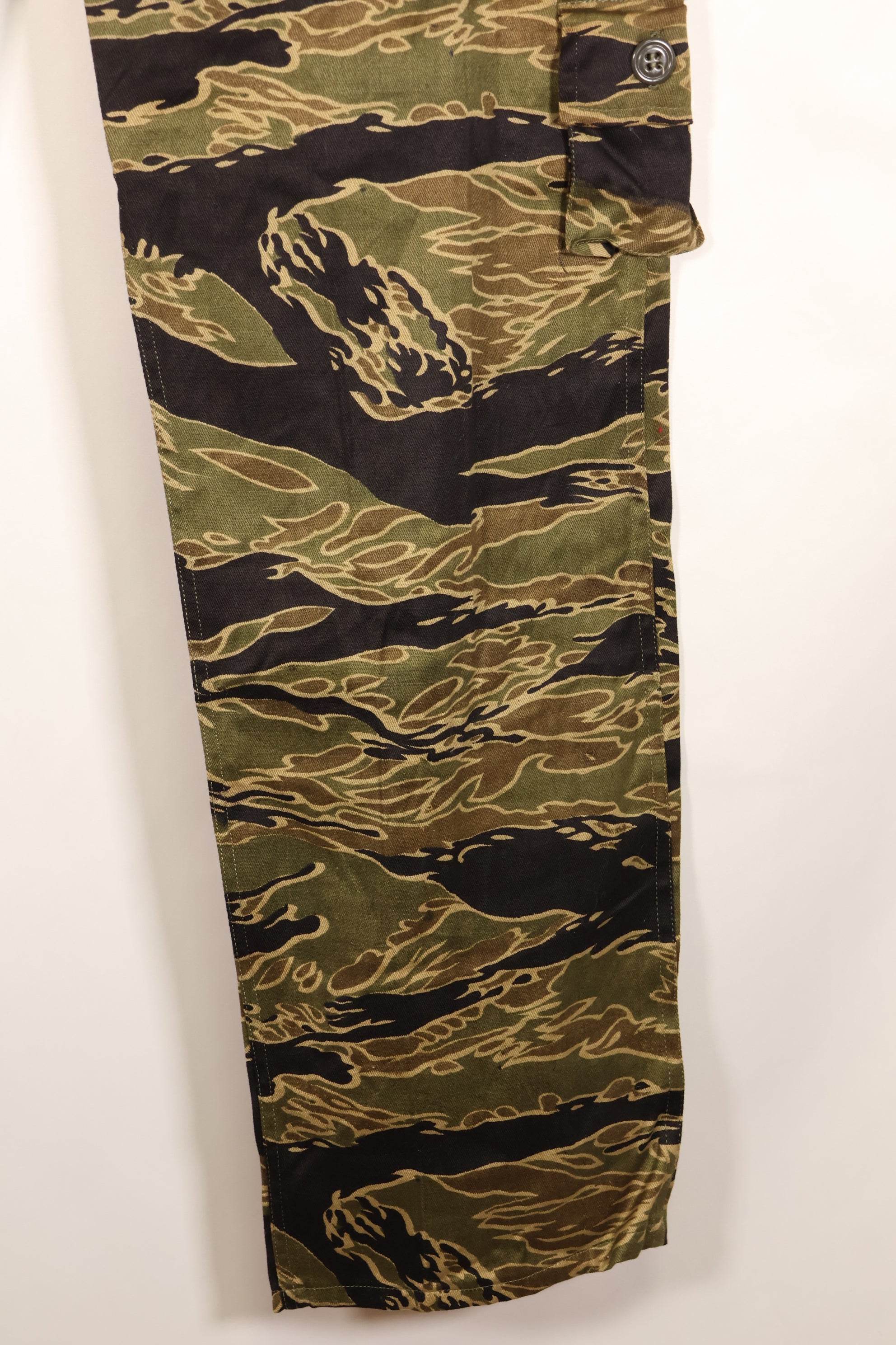 ปลายทศวรรษ 1960, US-L, ของเก่าเก็บ, Gold Tiger, กางเกงทรงอเมริกัน, ไม่สวมใส่