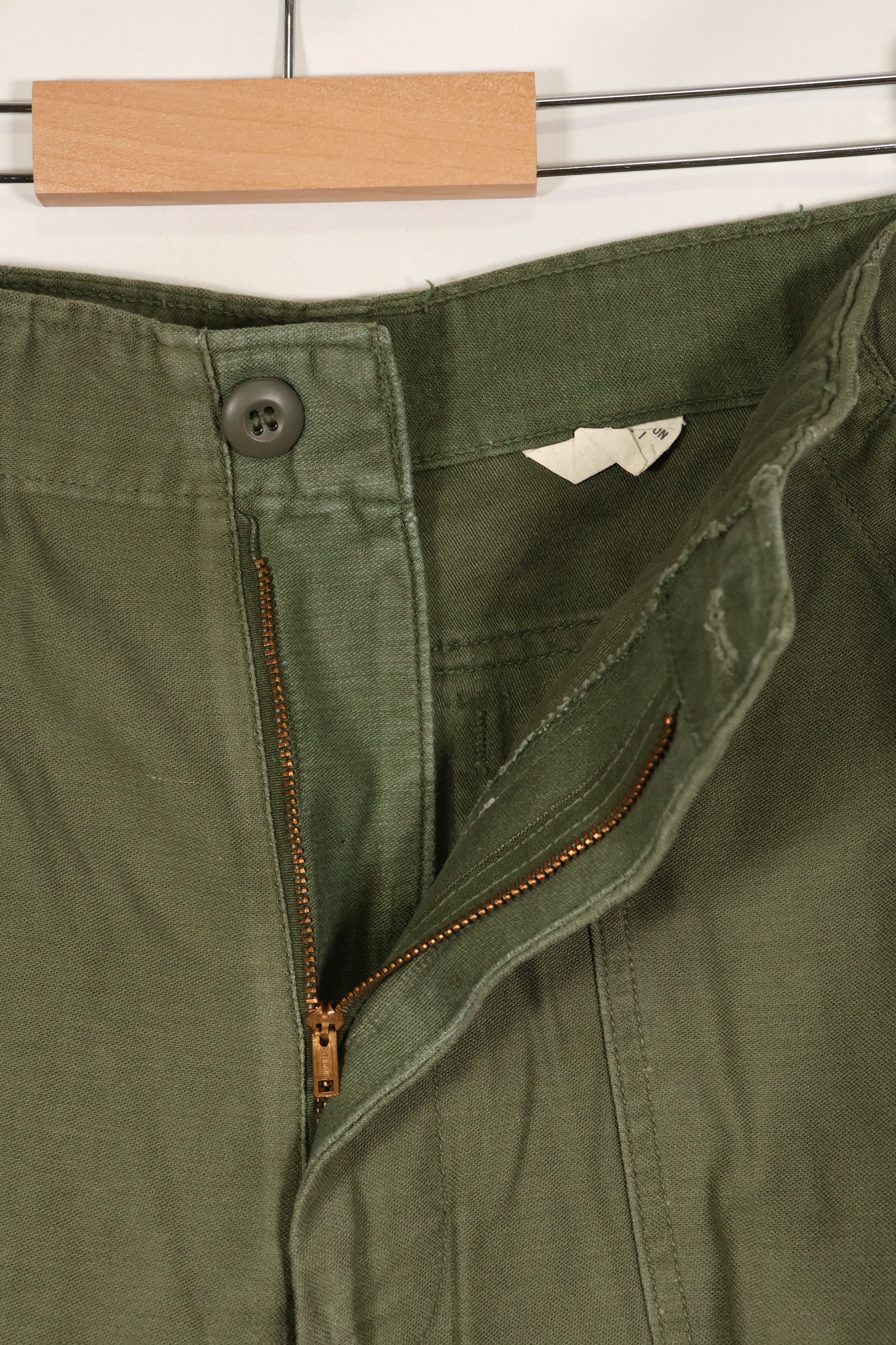 สัญญาปี 1968 32x 31 กองทัพสหรัฐอเมริกา OG-107 กางเกงยูทิลิตี้ กางเกงเบเกอร์ สินค้ามือสอง  B