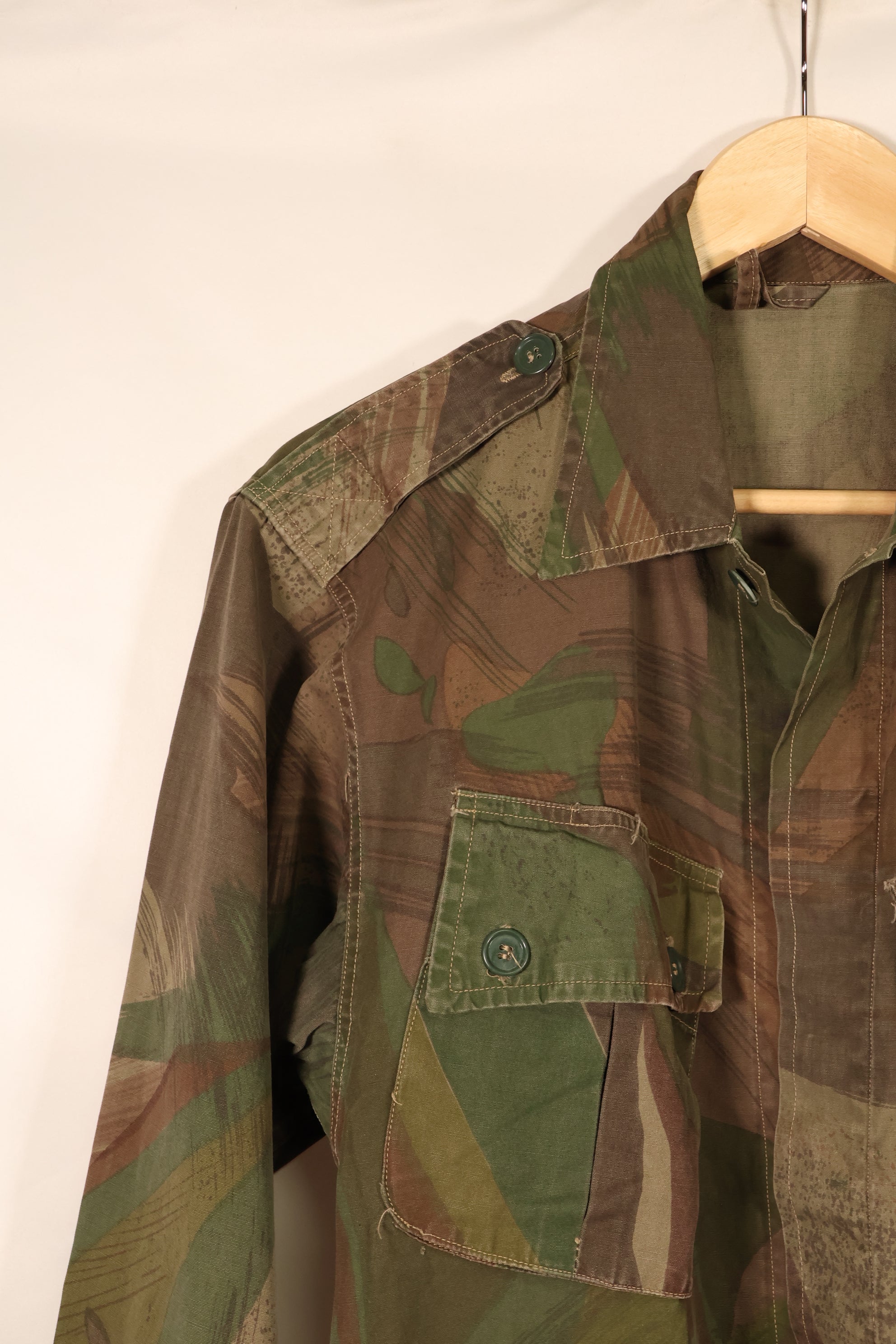 1963年頃　南ベトナム　ARVN　アメリカ人アドバイザー　ローカルメイド Windproof迷彩　上下セット　中古品