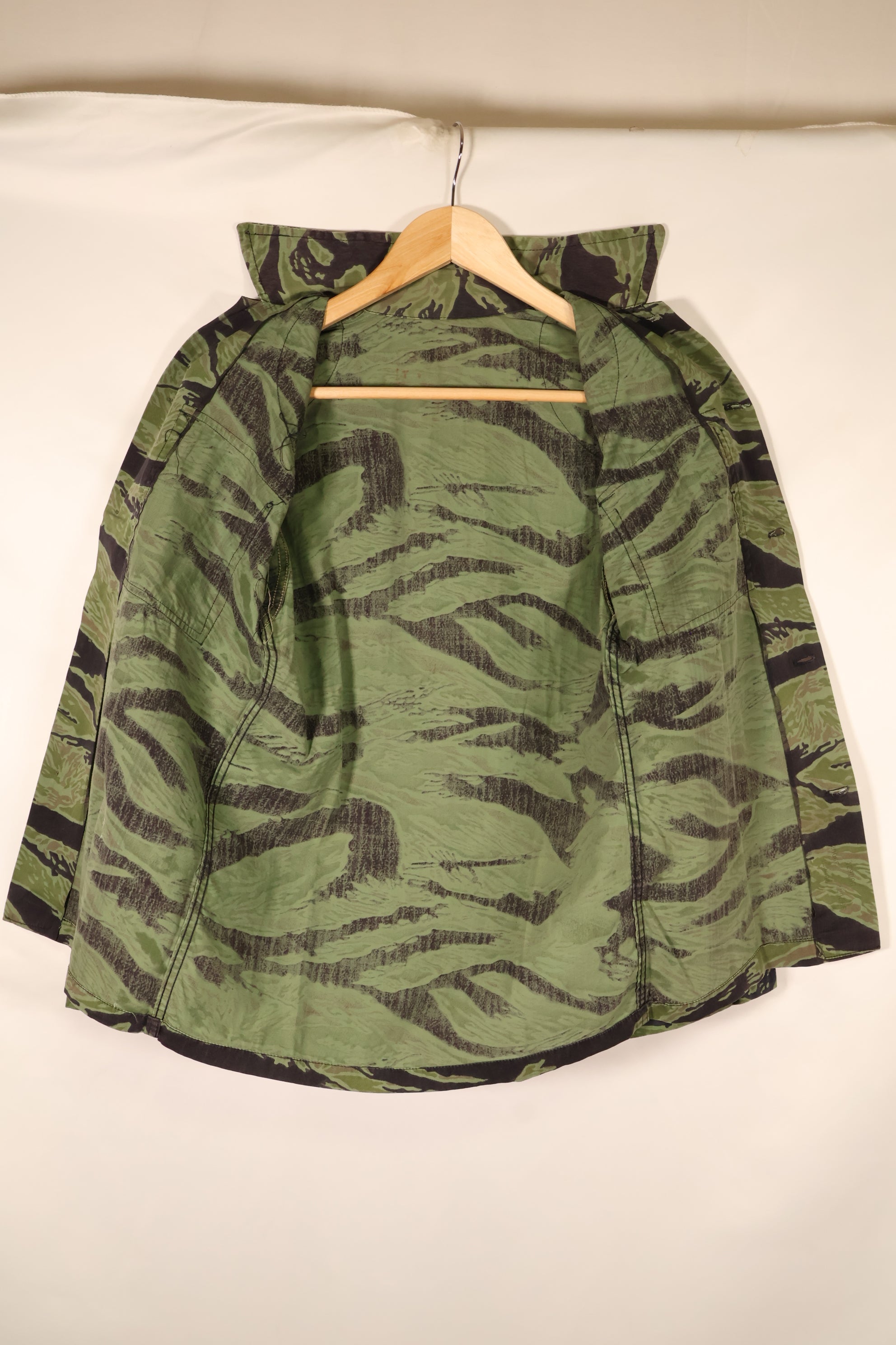 Late 1960s, South Vietnamese Marine Corps (VNMC), 4th Pattern, Sea Wave, Tiger Stripe Shirt, Used