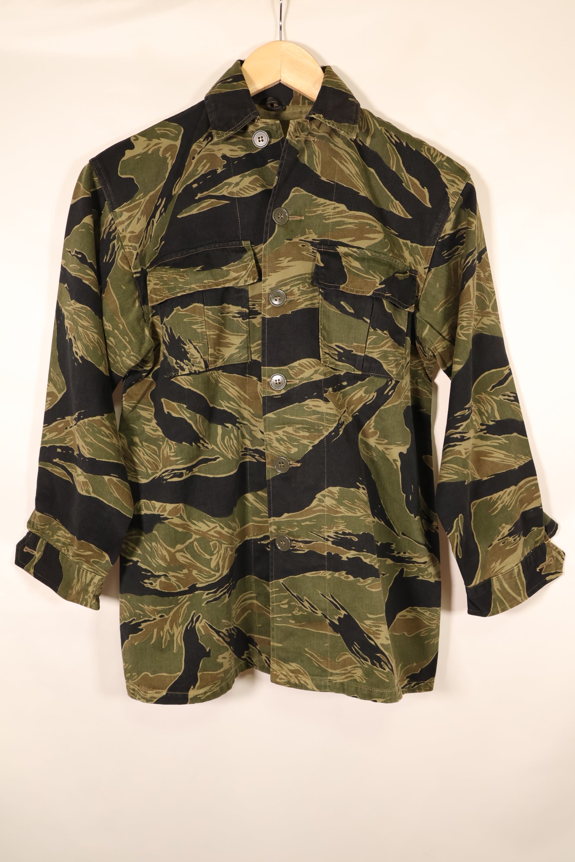 1960年代前半　JWS　初期タイガーストライプパターン　Fat Tiger シャツ　Asian カット　中古品