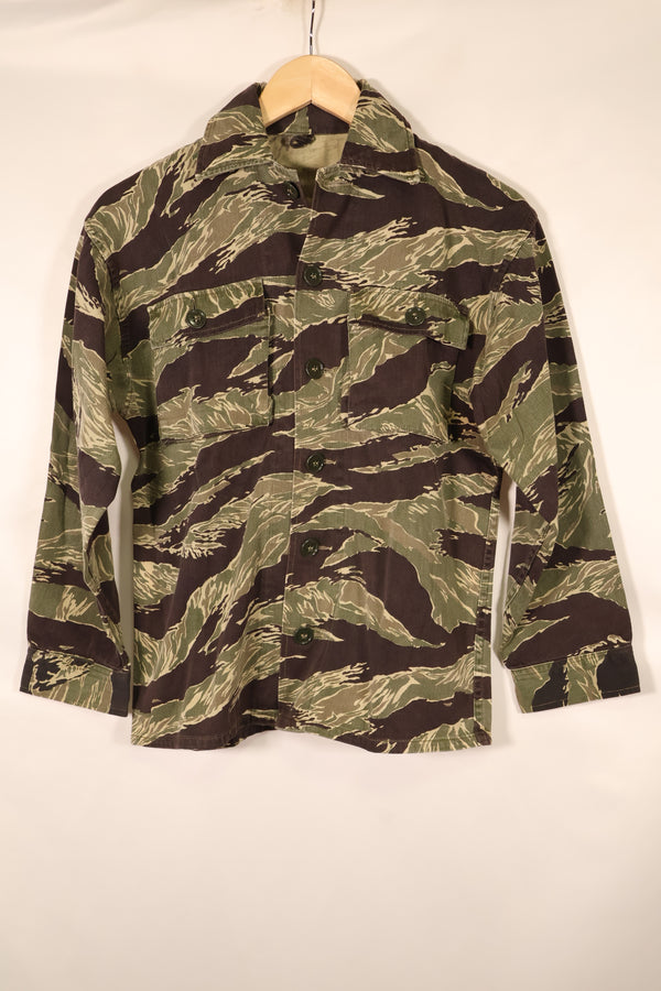 ประมาณปี 1965–65   ลายเสือโอกินาวา   JWD   ลายเสือ   ทรงเอเชีย   เสื้อเชิ้ต   มือสอง