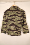 ประมาณปี 1965–65   ลายเสือโอกินาวา   JWD   ลายเสือ   ทรงเอเชีย   เสื้อเชิ้ต   มือสอง