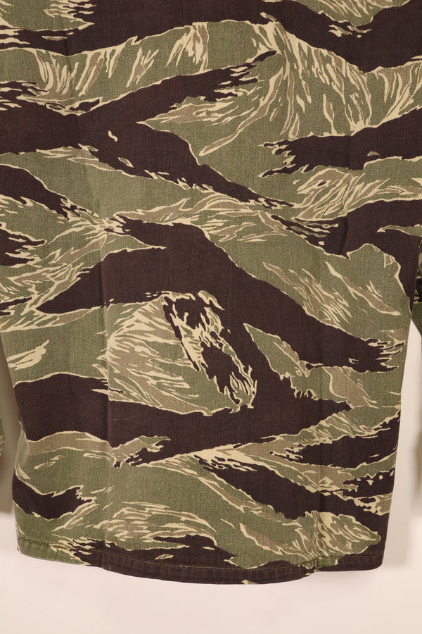 ประมาณปี 1965–65   ลายเสือโอกินาวา   JWD   ลายเสือ   ทรงเอเชีย   เสื้อเชิ้ต   มือสอง