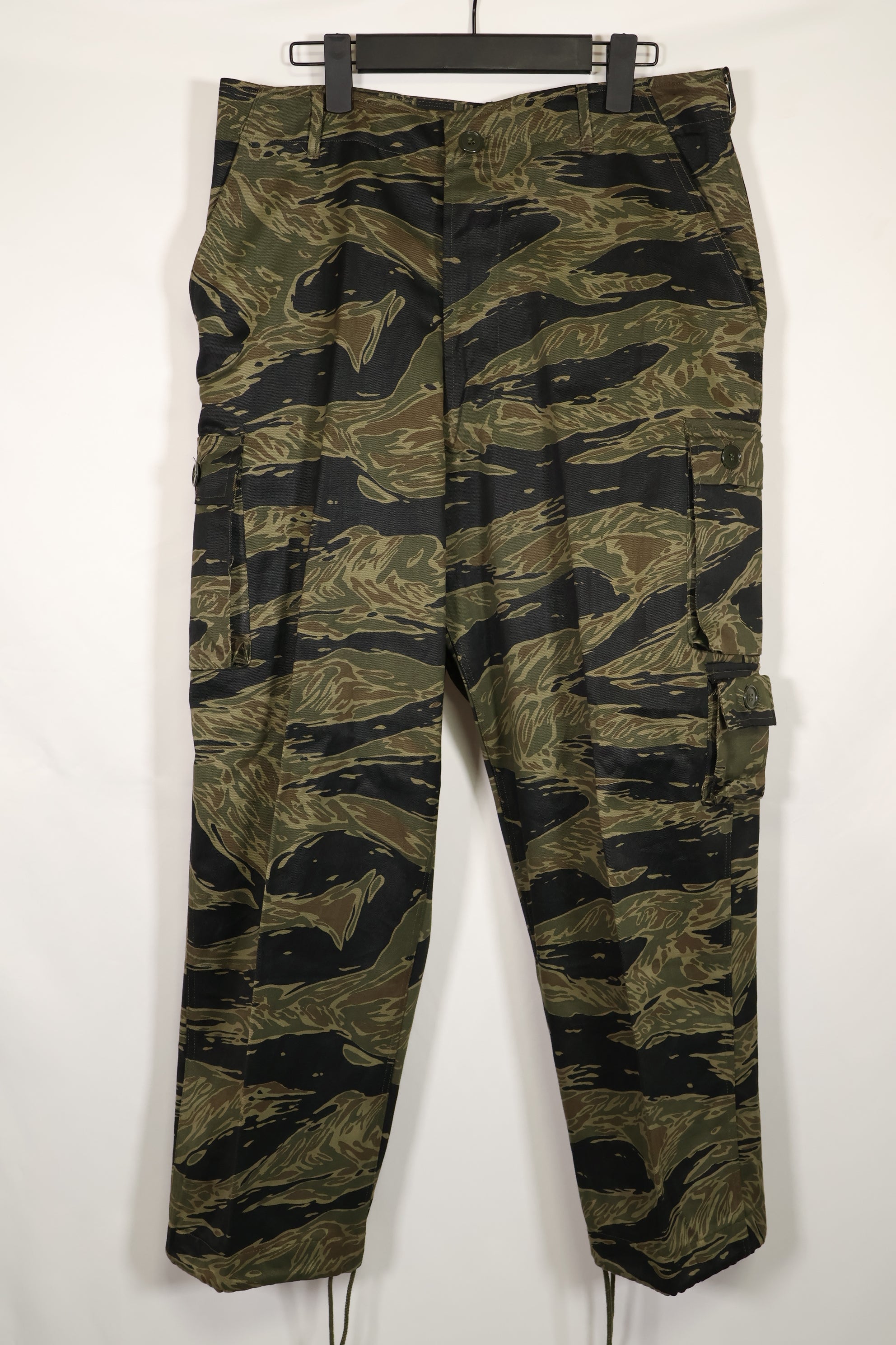 Real Deadstock US Cut Silver Tiger Stripe Pants US-M with alterations B